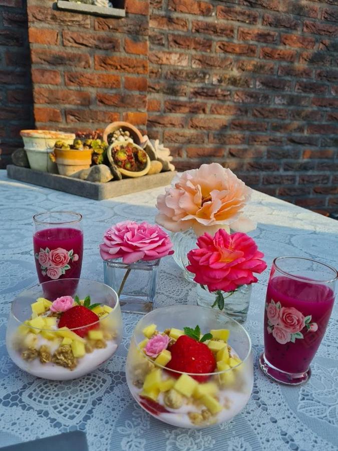 La Rose Bed & Breakfast Pelt Ngoại thất bức ảnh